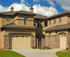 How to pick the right garage door for your home?